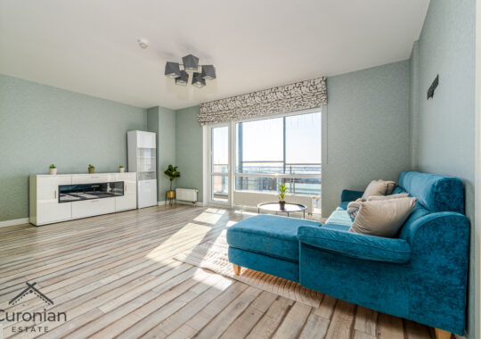 3 kambarių panoraminis butas Klaipėdoje, virš prekybos centro “Molas”